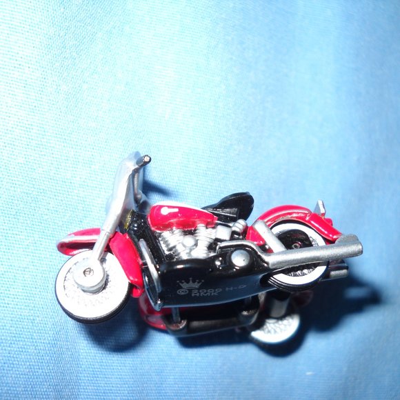 2000 Hallmark Mini Ornament Harley-Davidson - 1962 Duo Glide Motorcycle, #2 - Picture 5 of 9